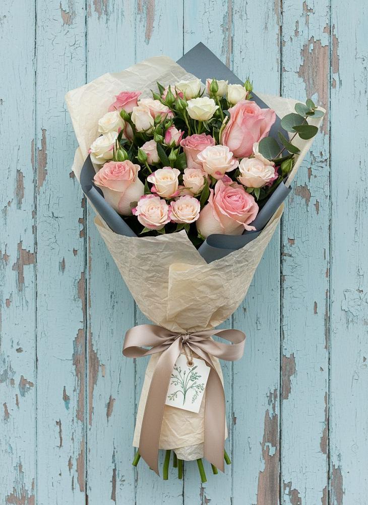 Букет цветов из: Розы в Екатеринбурге