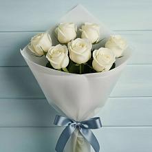 Букет 7 Белых роз Эдлесс Лав в Екатеринбурге